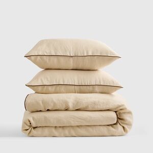 Quince European Linen Piped Deluxe
Bedding 3‎ Piece Set Size Full/Queen